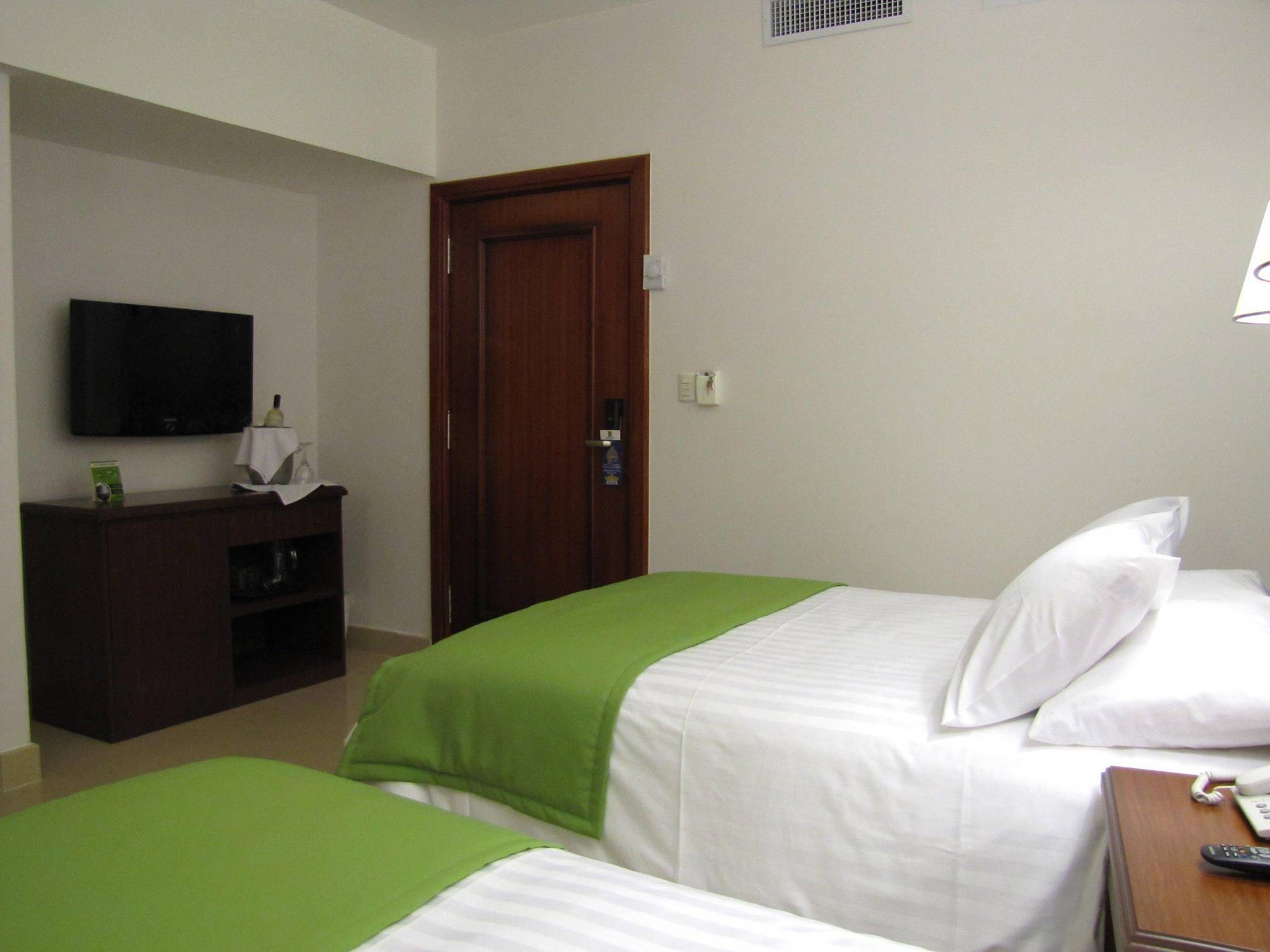 Faranda Express Soloy And Casino, A Member Of Radisson Individuals 4* Cidade do Panamá