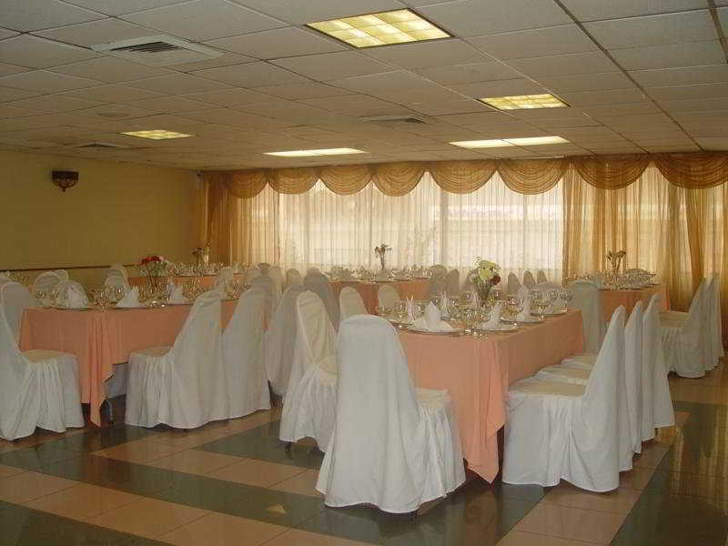 Faranda Express Soloy And Casino, A Member Of Radisson Individuals Hotel 4*